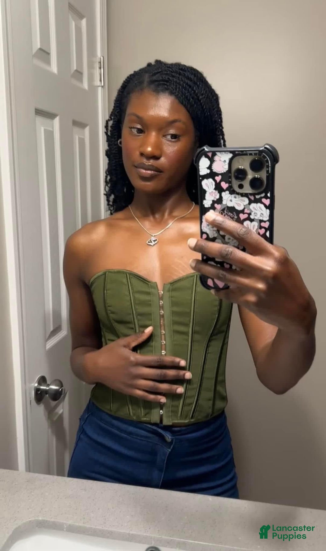 Gallery Image {{count}}