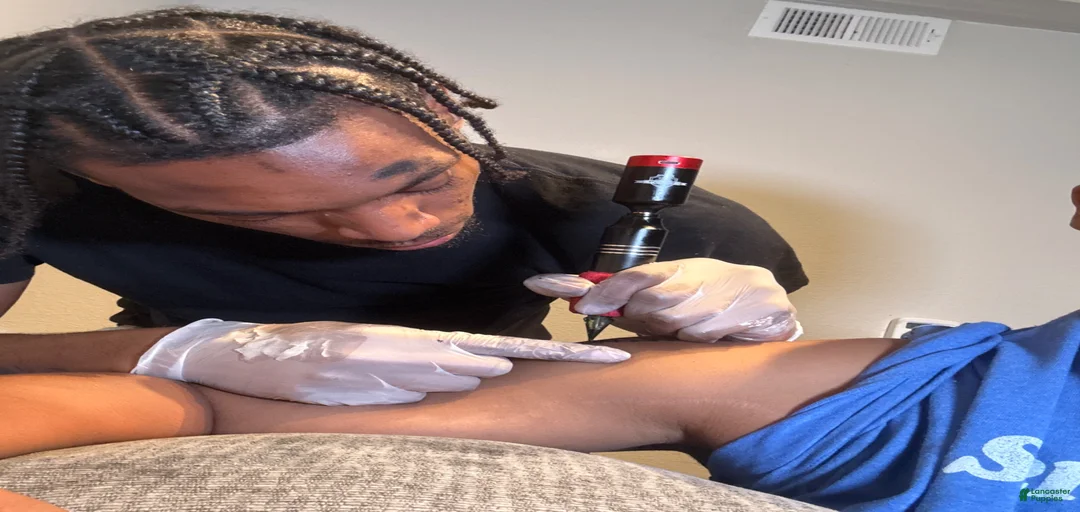 Gallery Image {{count}}