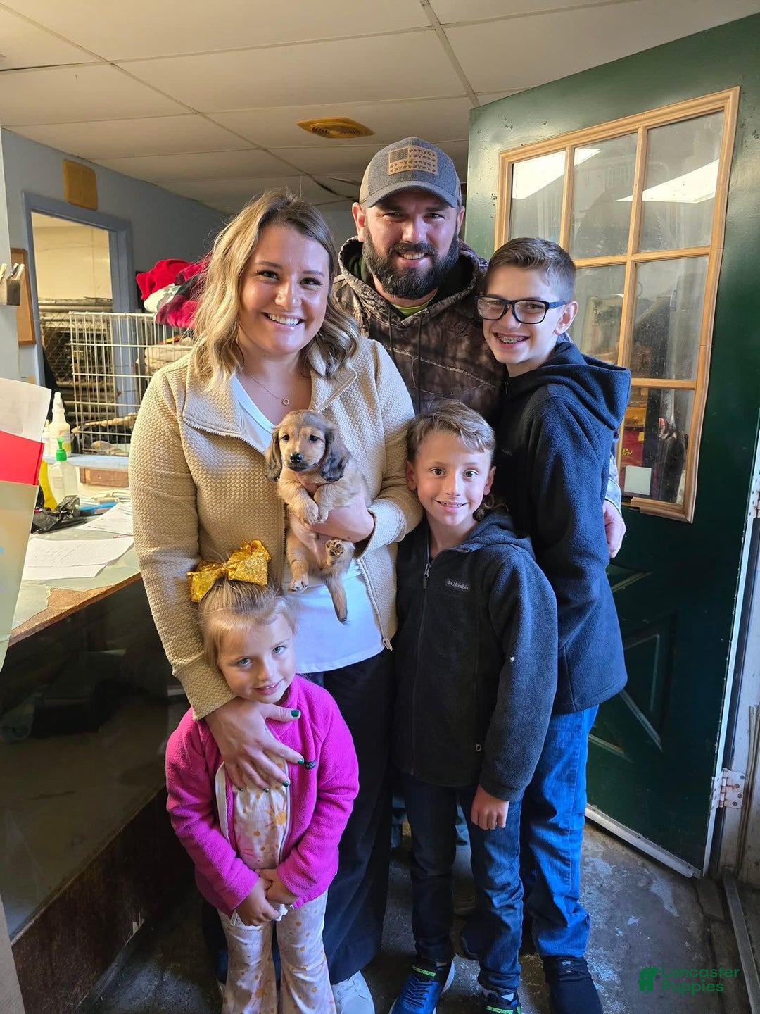 Gallery Image {{count}}